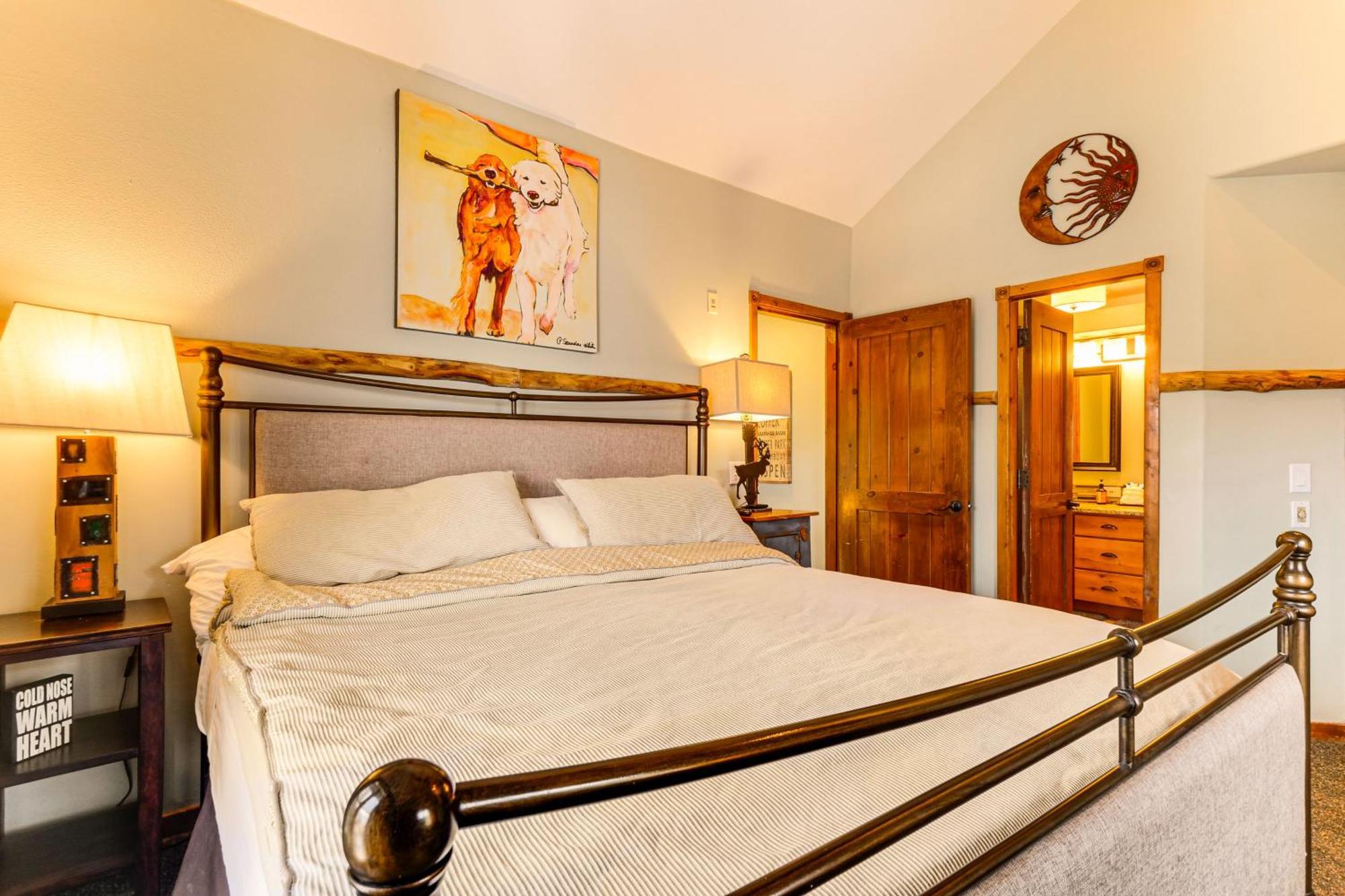 Breck Condo With Pool And Hot Tub Access Walk To Lift Брекенридж Экстерьер фото